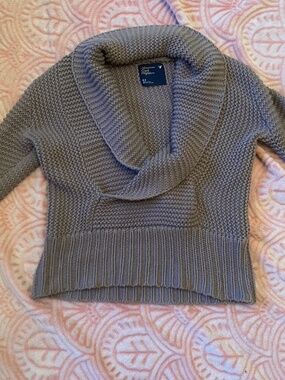 American Eagle 2000s Grey Nit Sweater